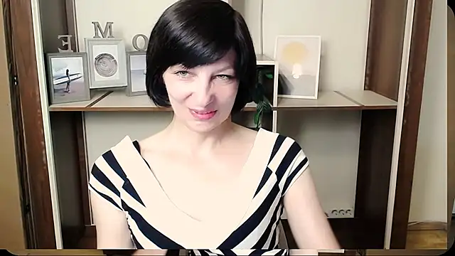  AngeliaFlow  online show from 06/30/26, 07:53