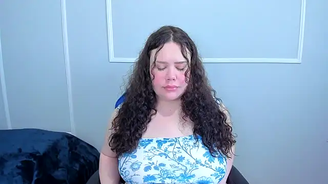 Snapshot of _leana_ chatting on 05/17/26, 06:26 leana online show from 05/17/26, 06:26
