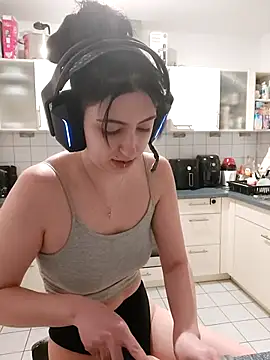 Gamergirl-Linela online show from 11/21/25, 06:17