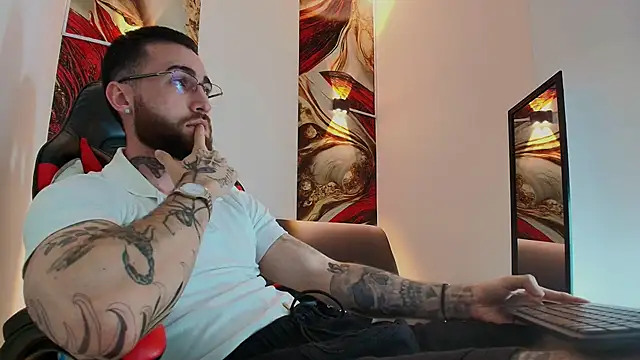 Luke davis01 online show from 11/17/25, 12:55