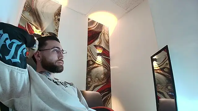 Luke davis01 online show from 01/17/26, 01:16