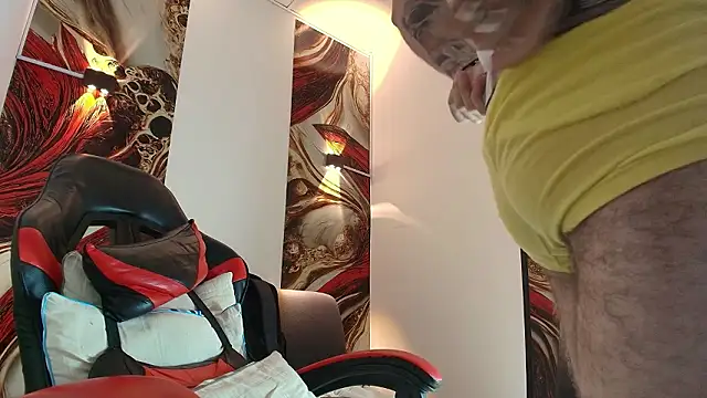 Luke davis01 online show from 02/10/26, 01:15