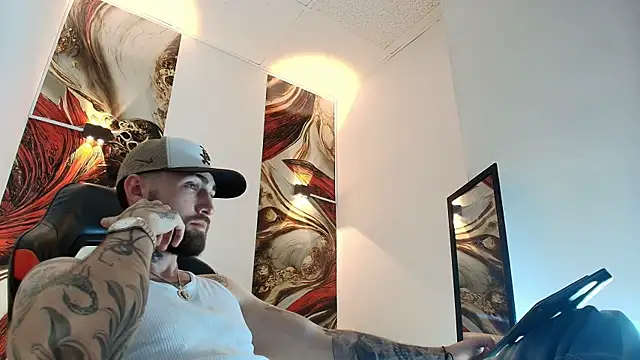 Luke davis01 online show from 06/06/26, 12:54