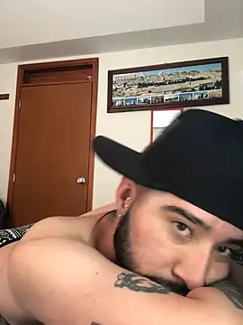 Noa Bonucci online show from 02/19/25, 01:17