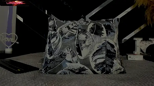 Noa Bonucci online show from 03/13/25, 01:07