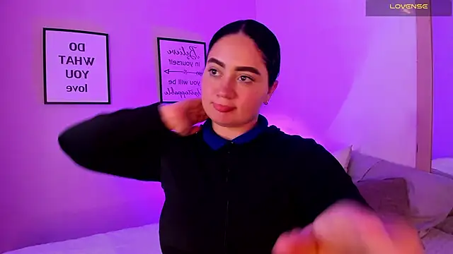 Morgan Wright online show from 04/14/26, 07:53