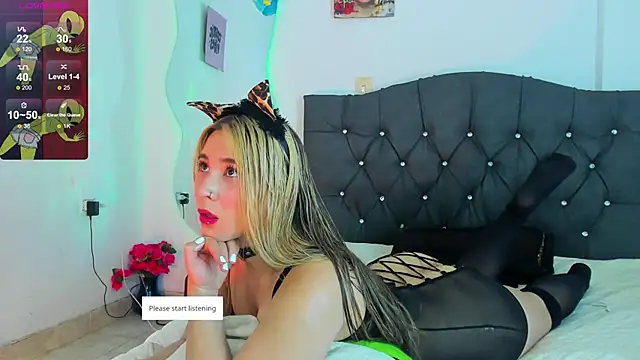 Vickyallien online show from 10/15/25, 04:29