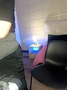  michonne  online show from 10/03/25, 08:17