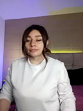  michonne  online show from 11/14/25, 09:02