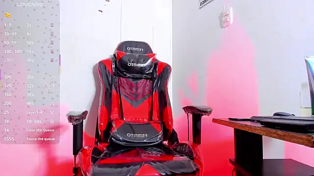 Snapshot of Brianna_Hard chatting on 03/16/25, 04:52 Brianna Hard online show from 03/16/25, 04:52