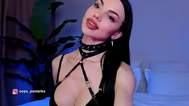 AmyLeeplay online show from 04/07/26, 02:23