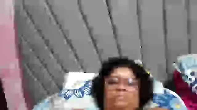 Tana latin online show from 09/18/25, 12:34