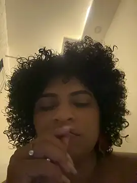 Tana latin online show from 03/23/26, 04:16