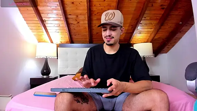 Sebastian Berne online show from 03/03/25, 07:49