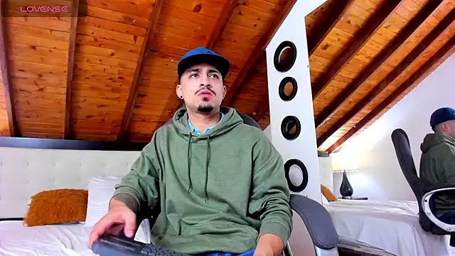 Sebastian Berne online show from 03/12/25, 05:28