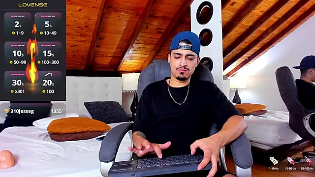 Sebastian Berne online show from 03/19/25, 01:32