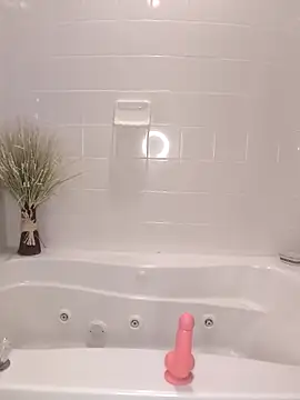 Snapshot of SashaSC3 chatting on 03/06/25, 05:54 SashaSC3 online show from 03/06/25, 05:54