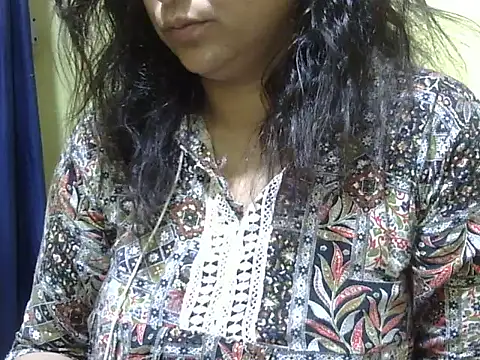 Your cutiepie  online show from 11/21/25, 08:35