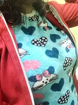 Your cutiepie  online show from 01/09/26, 06:31