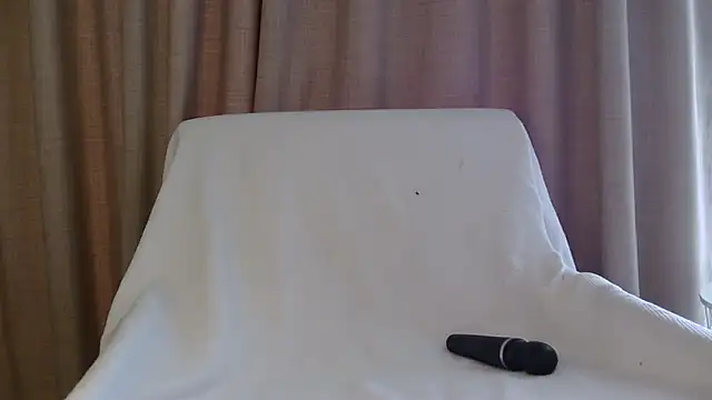 Snapshot of redpoint34 chatting on 10/13/25, 08:58 redpoint34 online show from 10/13/25, 08:58