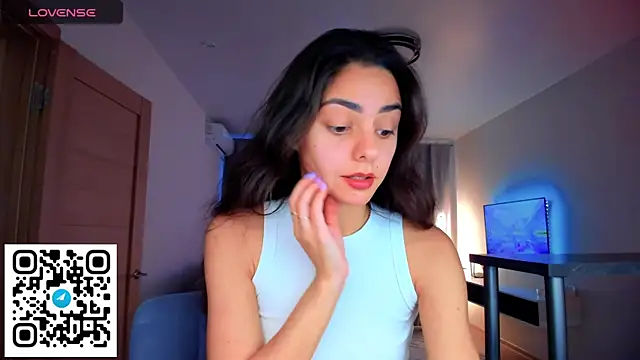 EmiliaZen online show from 09/25/25, 02:10