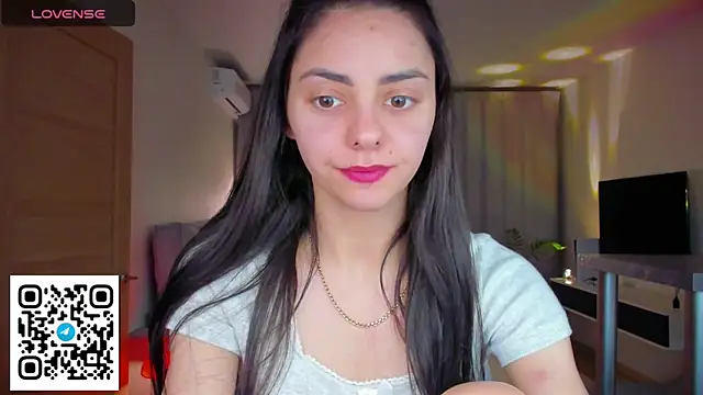 EmiliaZen online show from 04/06/26, 06:31