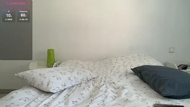 xdaisyhansen online show from 02/25/25, 11:08