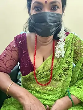 niiveditha online show from 02/06/25, 06:02