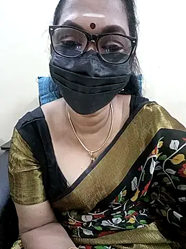 niiveditha online show from 02/15/25, 05:39