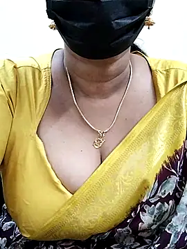 niiveditha online show from 02/16/25, 11:05