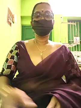 niiveditha online show from 02/24/25, 06:27