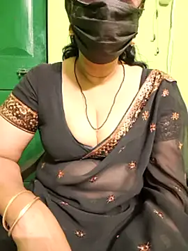 niiveditha online show from 03/05/25, 04:13