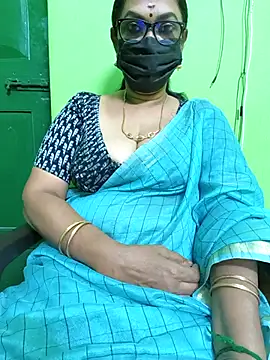 niiveditha online show from 03/08/25, 09:06