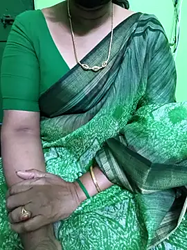 niiveditha online show from 03/12/25, 06:11