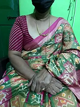 niiveditha online show from 03/16/25, 05:36