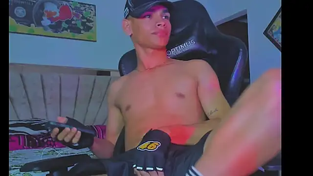 Snapshot of stitchs_smith chatting on 02/05/25, 09:50 stitchs smith online show from 02/05/25, 09:50