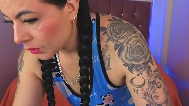 lizha milf online show from 12/22/25, 03:14