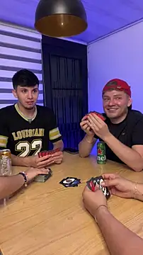 Angel Montiell online show from 10/18/25, 02:58