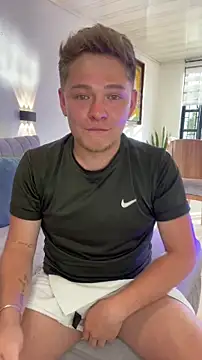 Angel Montiell online show from 10/30/25, 09:15