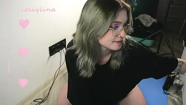 Snapshot of lollylina chatting on 03/09/25, 08:52 lollylina online show from 03/09/25, 08:52