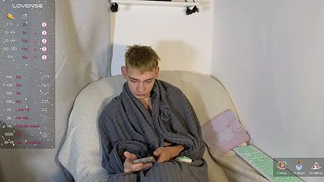 Julian wins online show from 01/17/26, 08:01