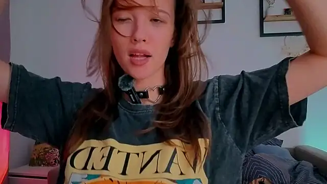 DemiDee online show from 06/23/26, 08:51
