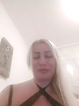 Snapshot of visnjica chatting on 02/11/25, 09:35 visnjica online show from 02/11/25, 09:35