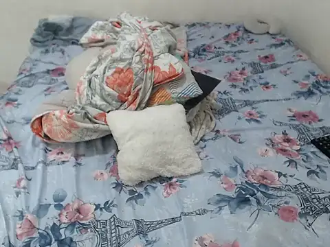 Snapshot of Girltattos chatting on 02/26/26, 04:50 Girltattos online show from 02/26/26, 04:50