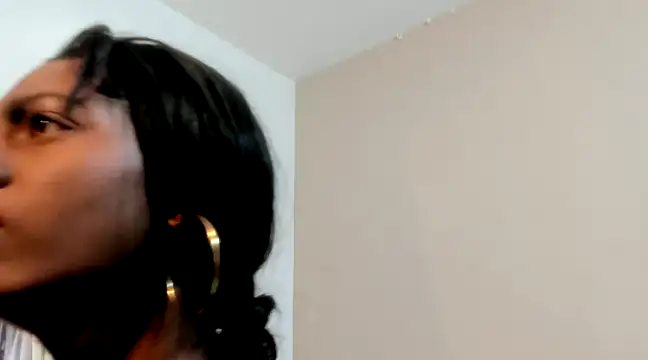 enyelsalas2 online show from 02/07/25, 09:15