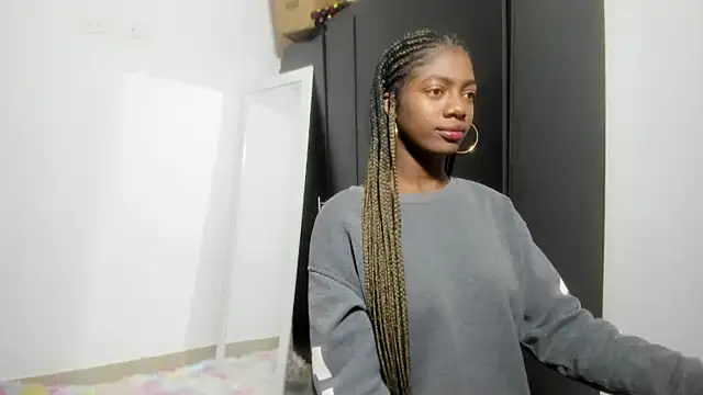 enyelsalas2 online show from 03/01/26, 06:10