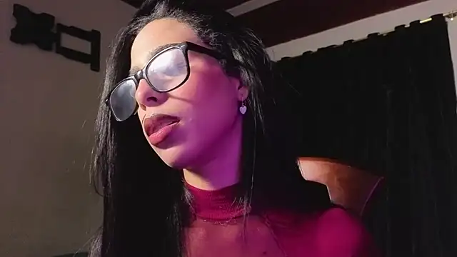 Snapshot of melissa_becraft chatting on 04/17/26, 11:19 melissa becraft online show from 04/17/26, 11:19