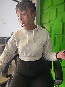 Dulce  Boyd online show from 12/20/25, 01:51