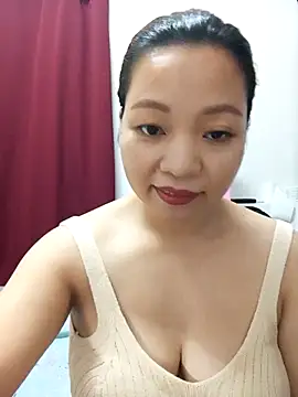 Snapshot of sinnerlady chatting on 03/24/26, 02:44 sinnerlady online show from 03/24/26, 02:44