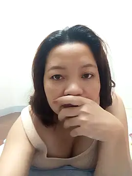 Snapshot of sinnerlady chatting on 03/25/26, 04:18 sinnerlady online show from 03/25/26, 04:18